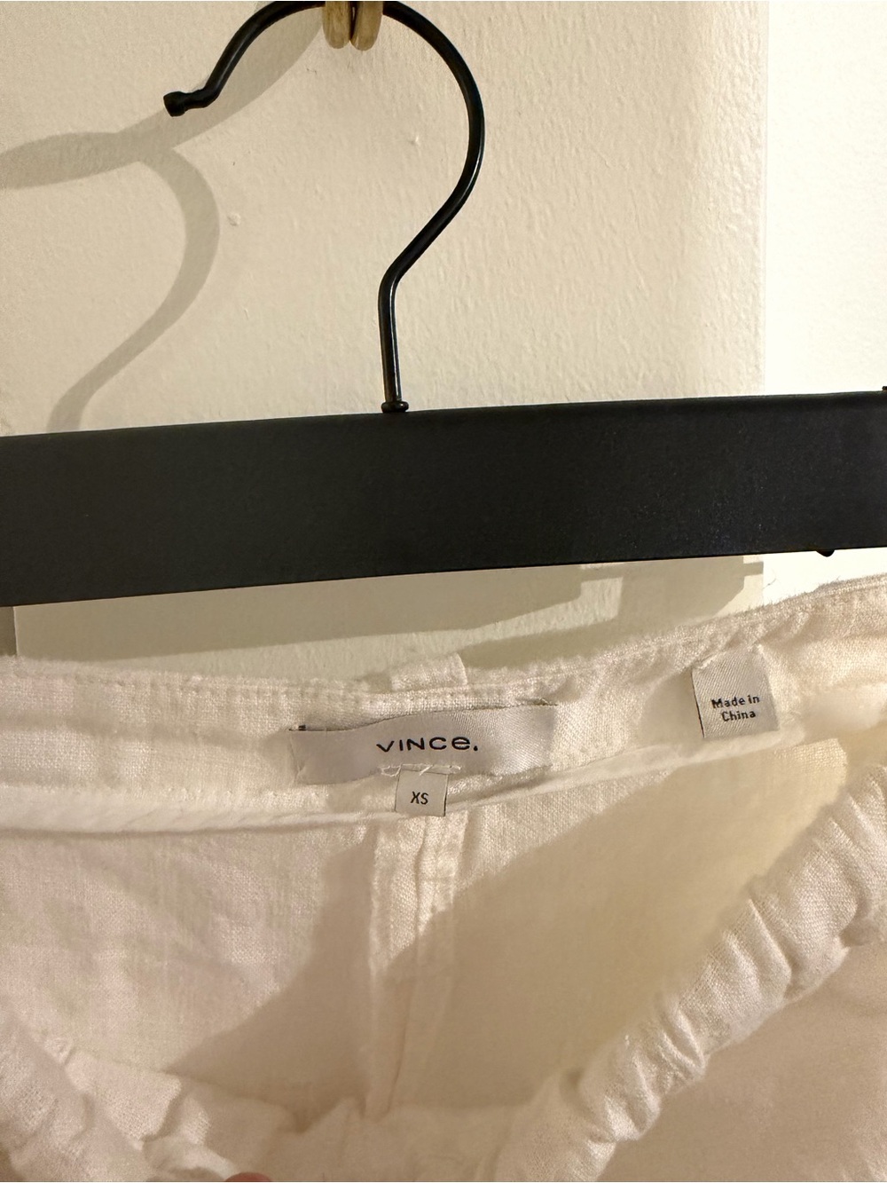 Vince White Drawstring Linen-Blend Joggers - Picture 3 of 11